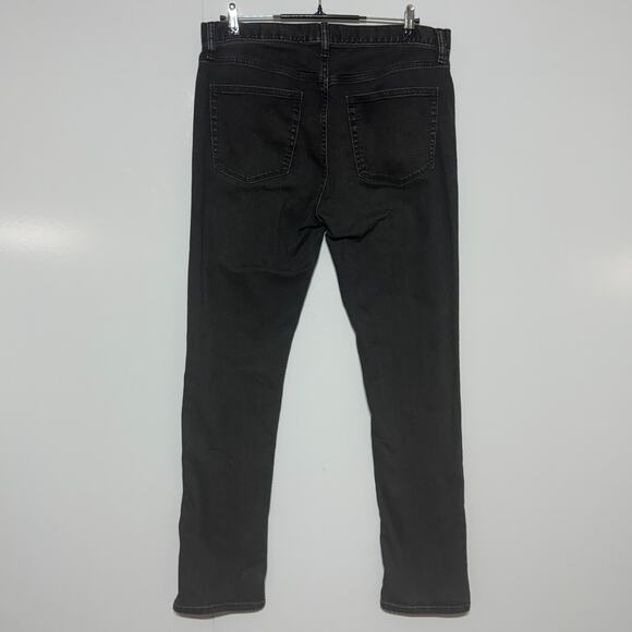 *Uniqlo Jeans Mens 34X32 Black Denim Straight Leg Dark Wash Stretch - Picture 3 of 11